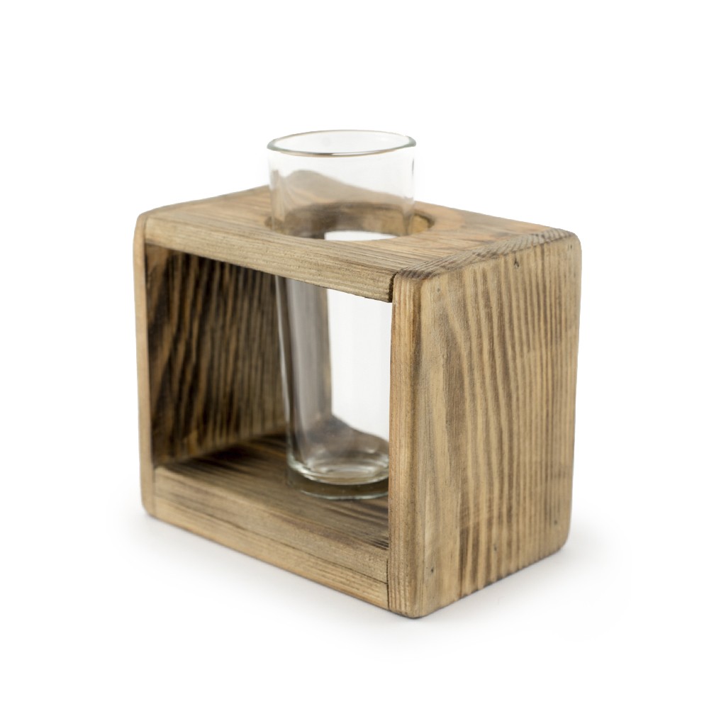 florero de madera con jarron de cristal